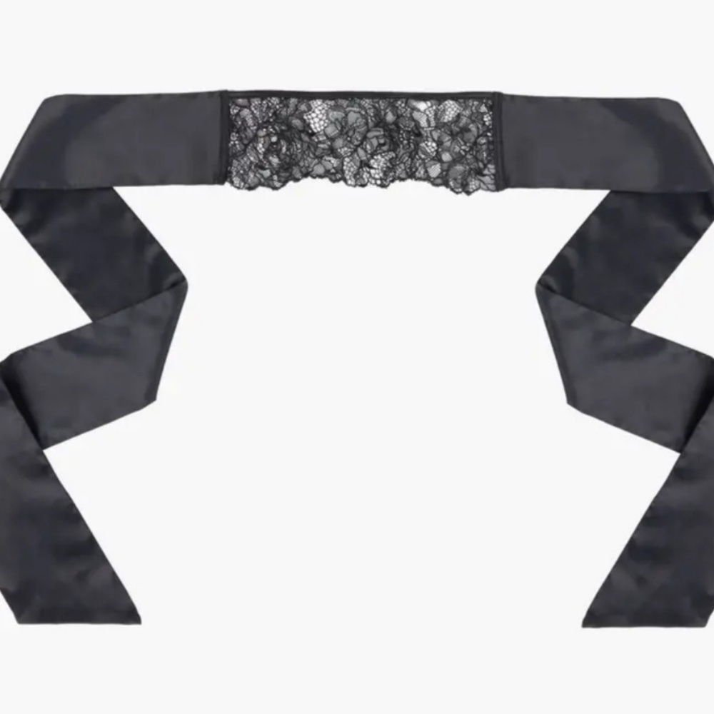 Savage x Fenty NWT Lace Eye Mask Black